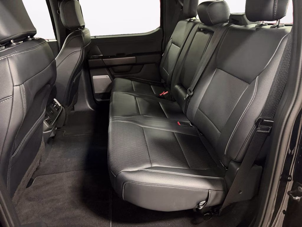 2025 Black Ford F-150 Lariat w/Black Appearance & Tow Haul Pkg 4X4 Truck
