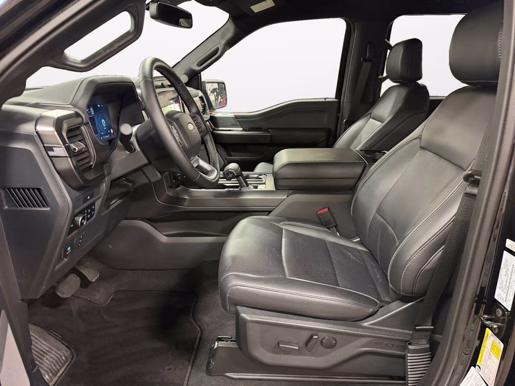 2025 Black Ford F-150 Lariat w/Black Appearance & Tow Haul Pkg 4X4 Truck