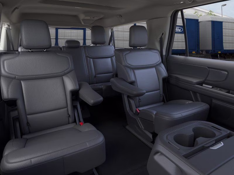 2026 Star White Metallic Tri-Coat Ford Expedition Max Active 4X4 SUV