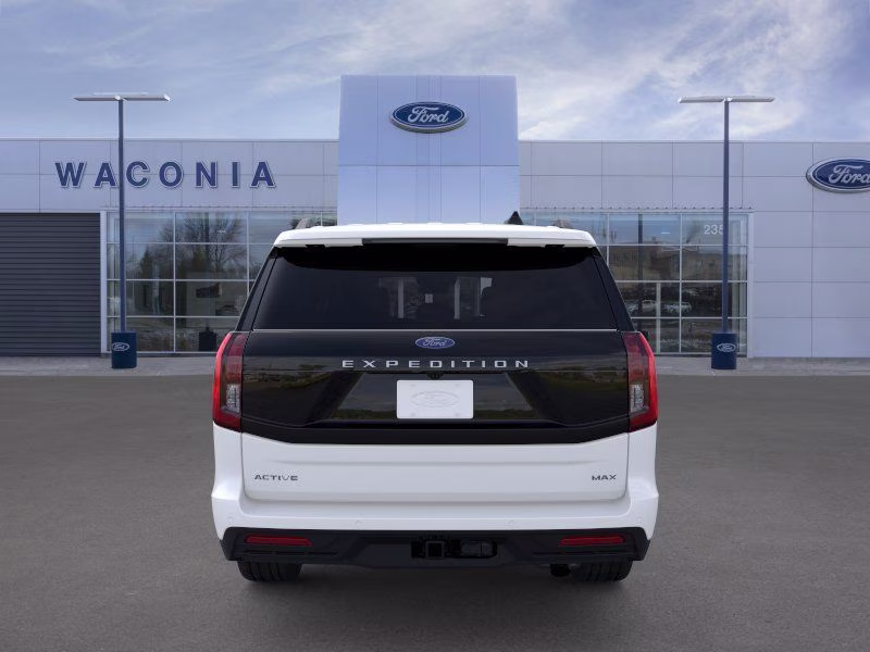 2026 Star White Metallic Tri-Coat Ford Expedition Max Active 4X4 SUV