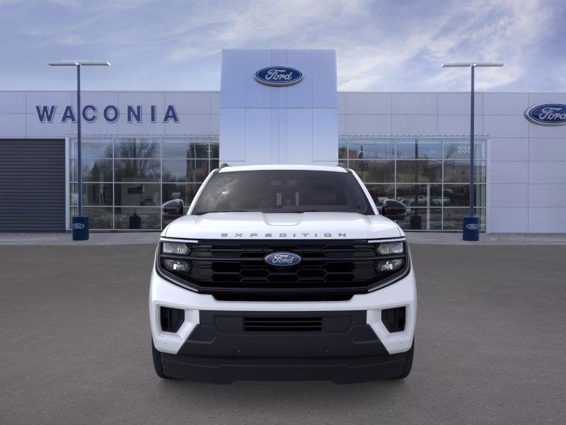 2026 Star White Metallic Tri-Coat Ford Expedition Max Active 4X4 SUV