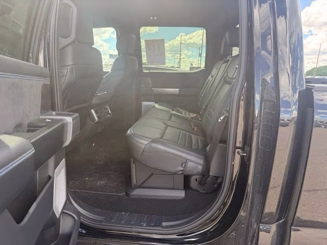 2026 Agate Black Metallic Ford Super Duty F-450 DRW Platinum 4X4 Truck
