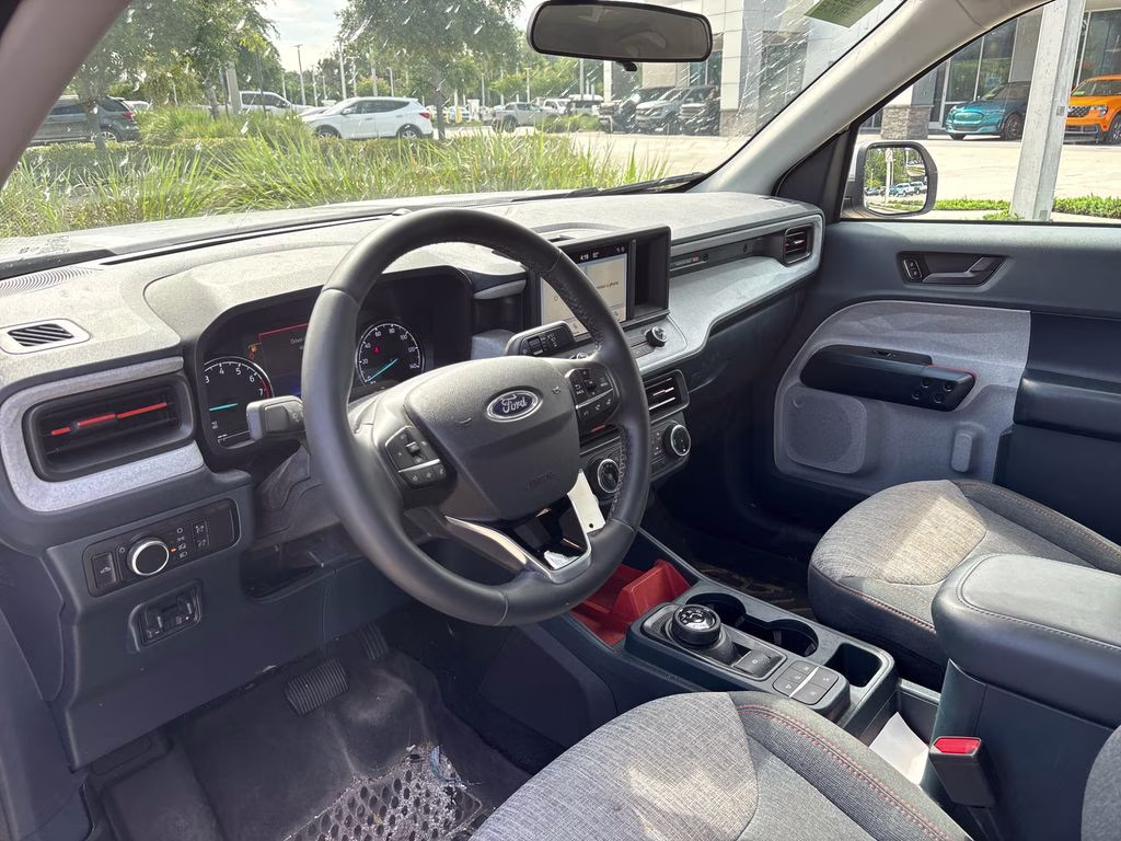 2023 Oxford White Ford Maverick XLT AWD Truck