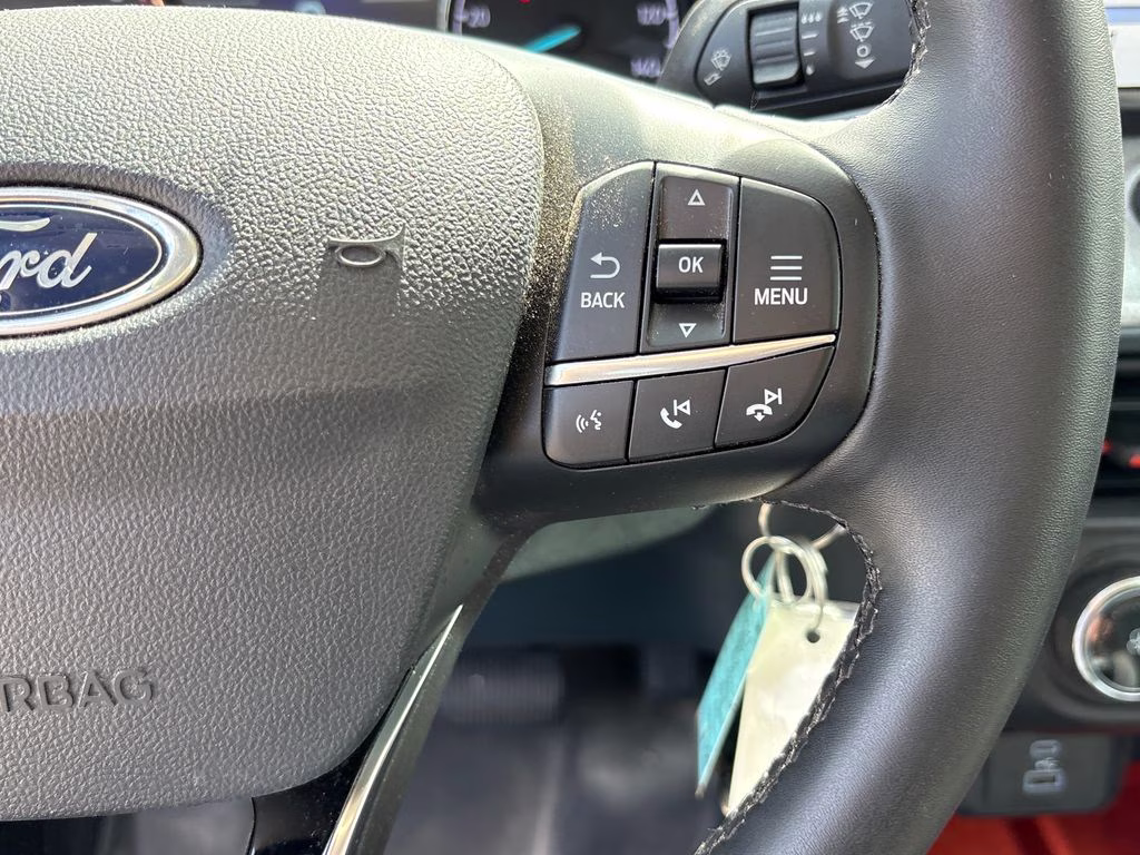 2023 Oxford White Ford Maverick XLT AWD Truck