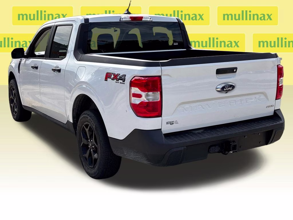 2023 Oxford White Ford Maverick XLT AWD Truck