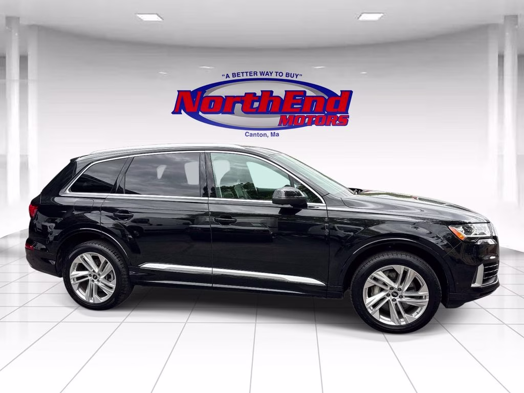 2022 Black Audi Q7 55 Premium Plus AWD SUV