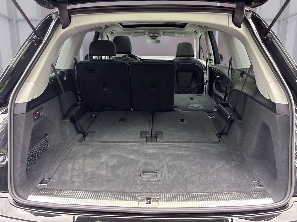 2022 Black Audi Q7 55 Premium Plus AWD SUV