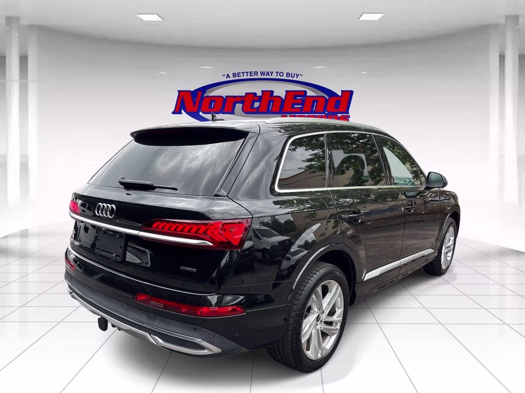 2022 Black Audi Q7 55 Premium Plus AWD SUV