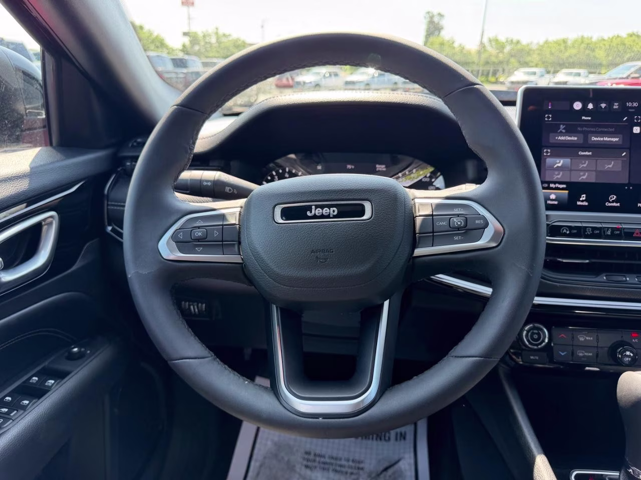 2024 Red Hot Pearlcoat Jeep Compass Latitude 4X4 SUV