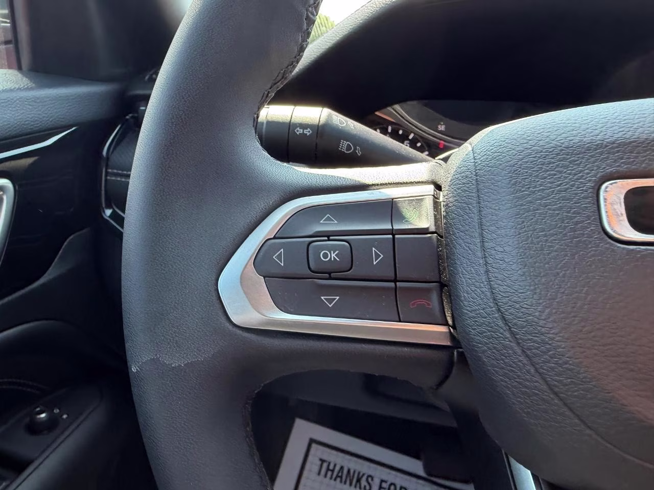 2024 Red Hot Pearlcoat Jeep Compass Latitude 4X4 SUV