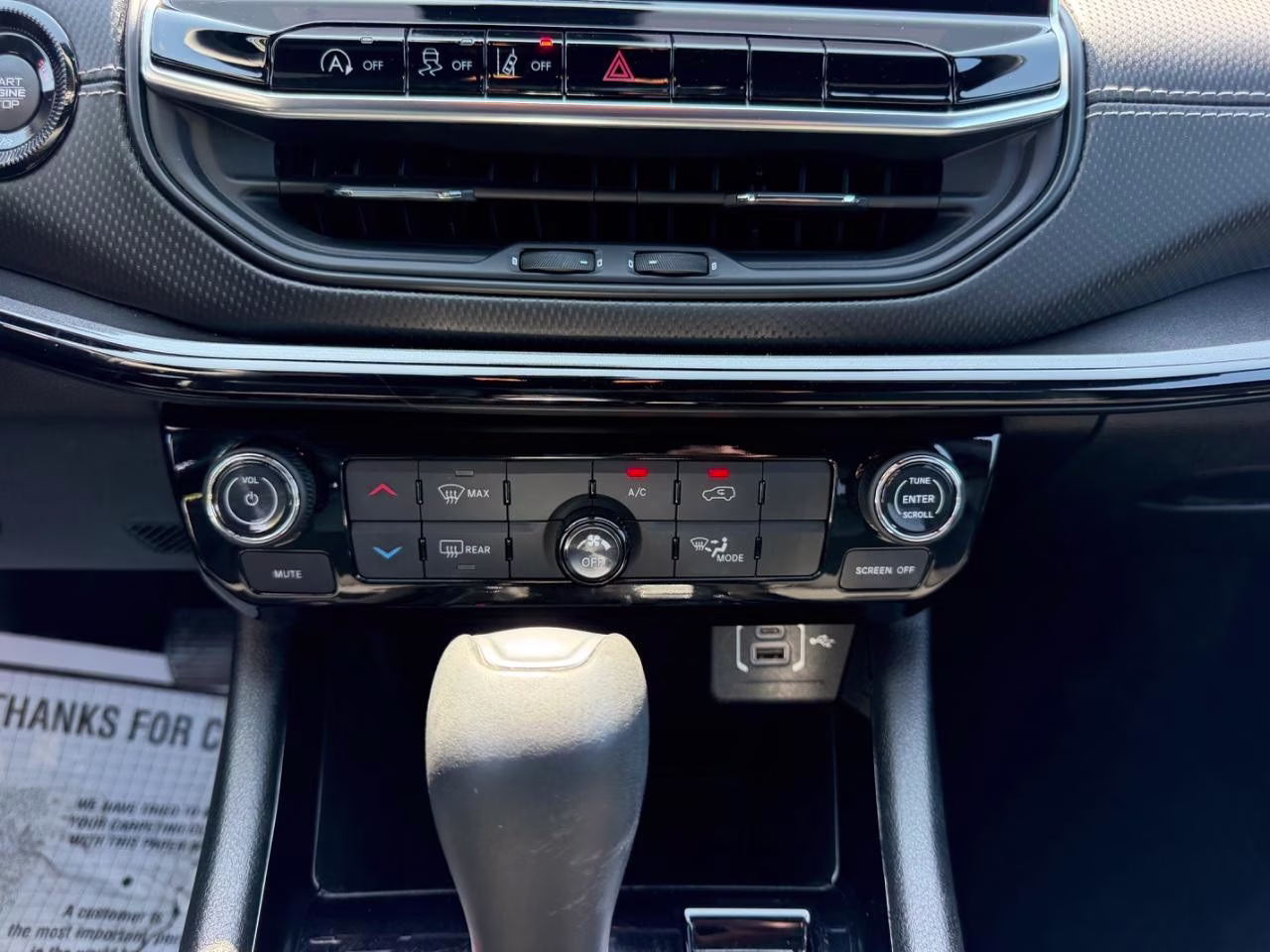 2024 Red Hot Pearlcoat Jeep Compass Latitude 4X4 SUV