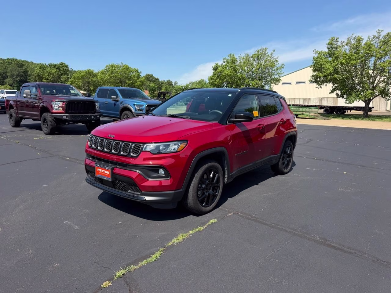2024 Red Hot Pearlcoat Jeep Compass Latitude 4X4 SUV