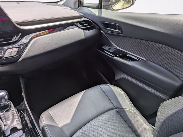 2021 Blizzard Pearl Toyota C-HR Limited FWD SUV