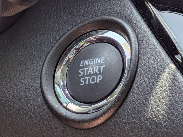 2021 Blizzard Pearl Toyota C-HR Limited FWD SUV