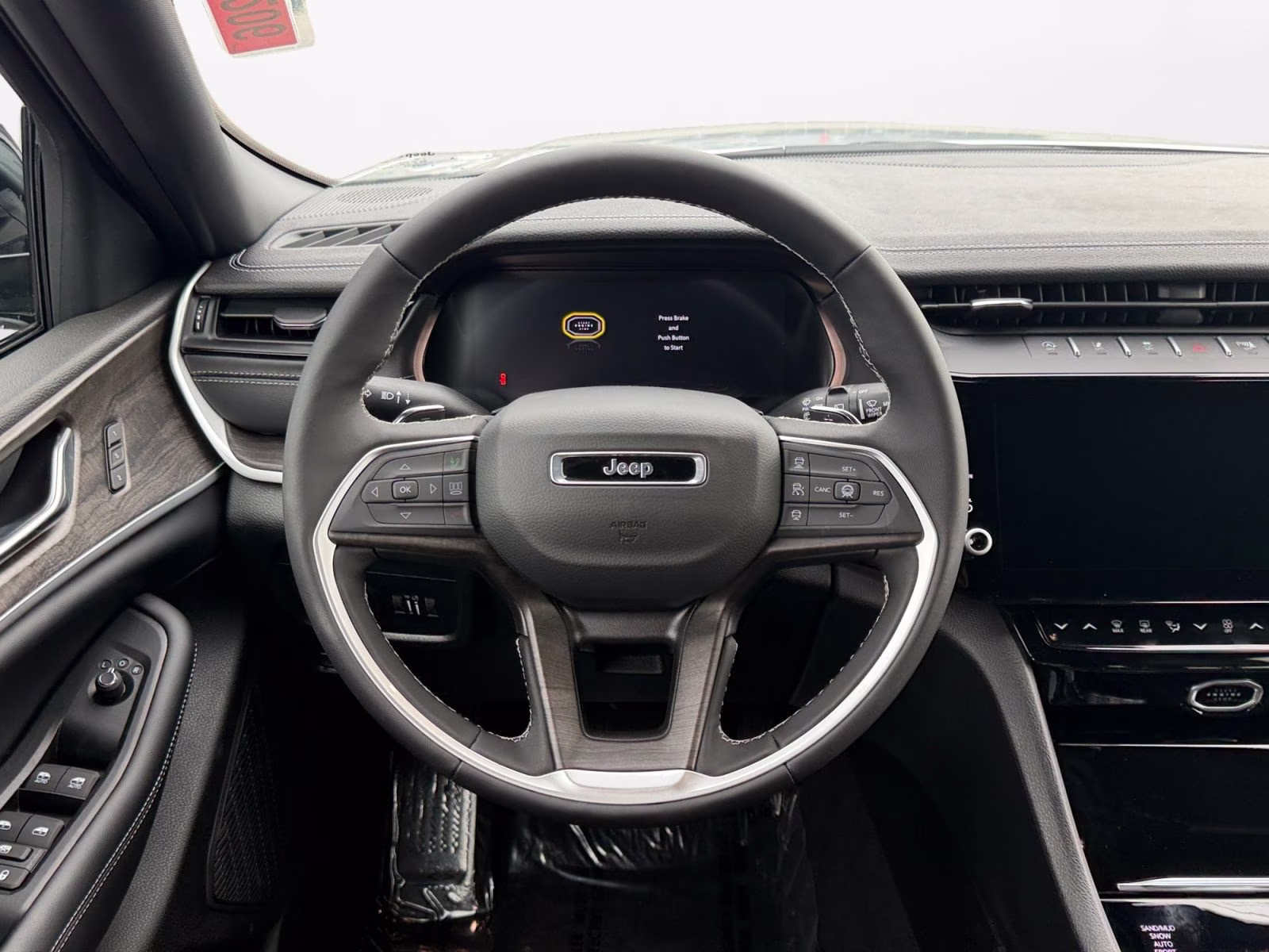 2026 Silver Zynith Jeep Grand Cherokee L Limited 4X4 SUV