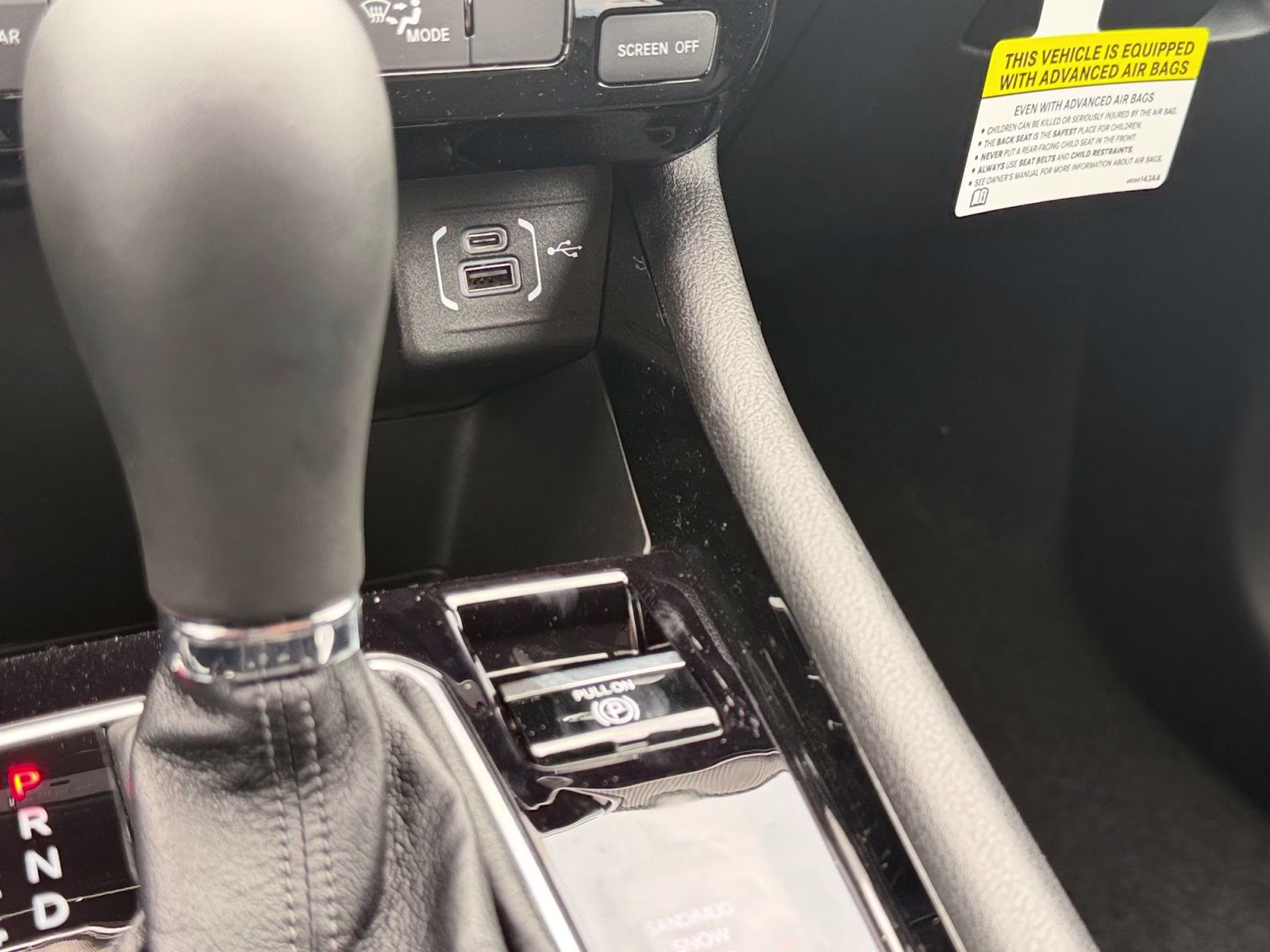 2026 Silver Zynith Metallic Clearcoat Jeep Compass Latitude 4X4 SUV
