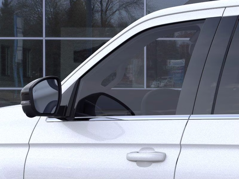 2026 Star White Metallic Tri-Coat Ford Expedition Max Active 4X4 SUV