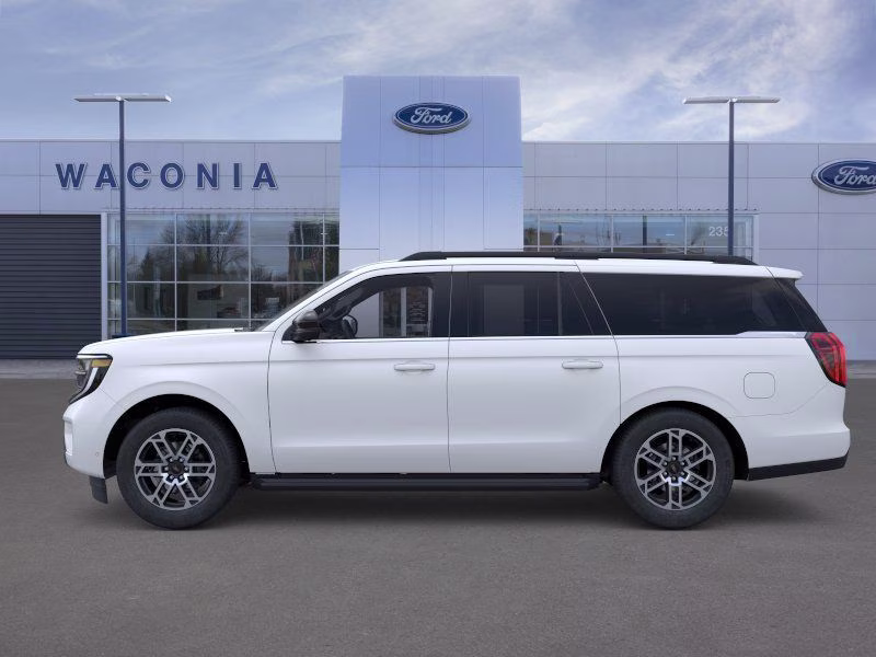 2026 Star White Metallic Tri-Coat Ford Expedition Max Active 4X4 SUV