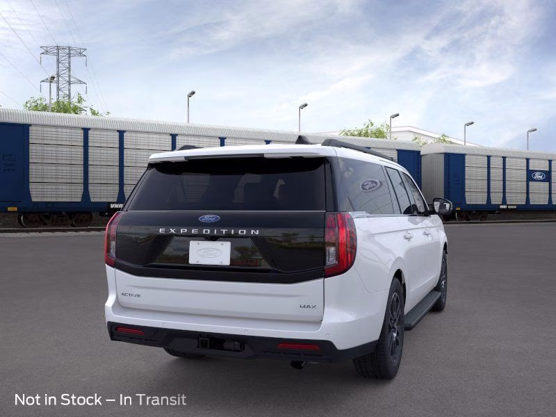 2026 Star White Metallic Tri-Coat Ford Expedition Max Active 4X4 SUV