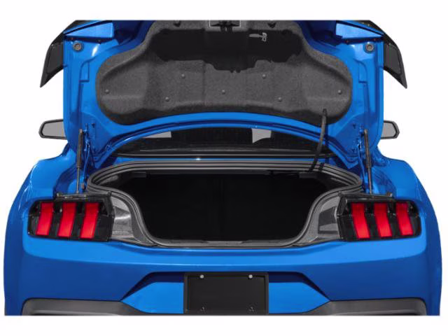 2026 Oxford White Ford Mustang Dark Horse RWD Coupe
