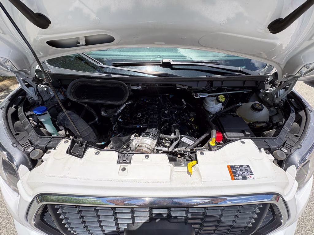 2024 Oxford White Ford Transit-350 XLT RWD Crossover
