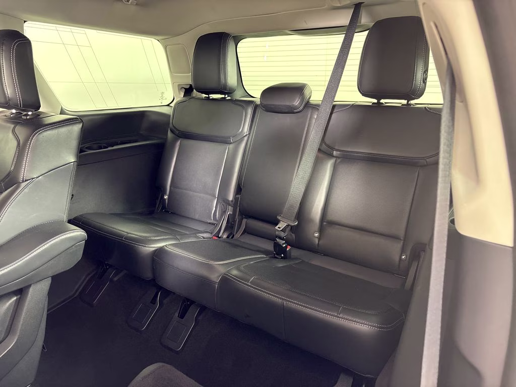 2025 Silver Metallic Ford Expedition Platinum 4X4 SUV