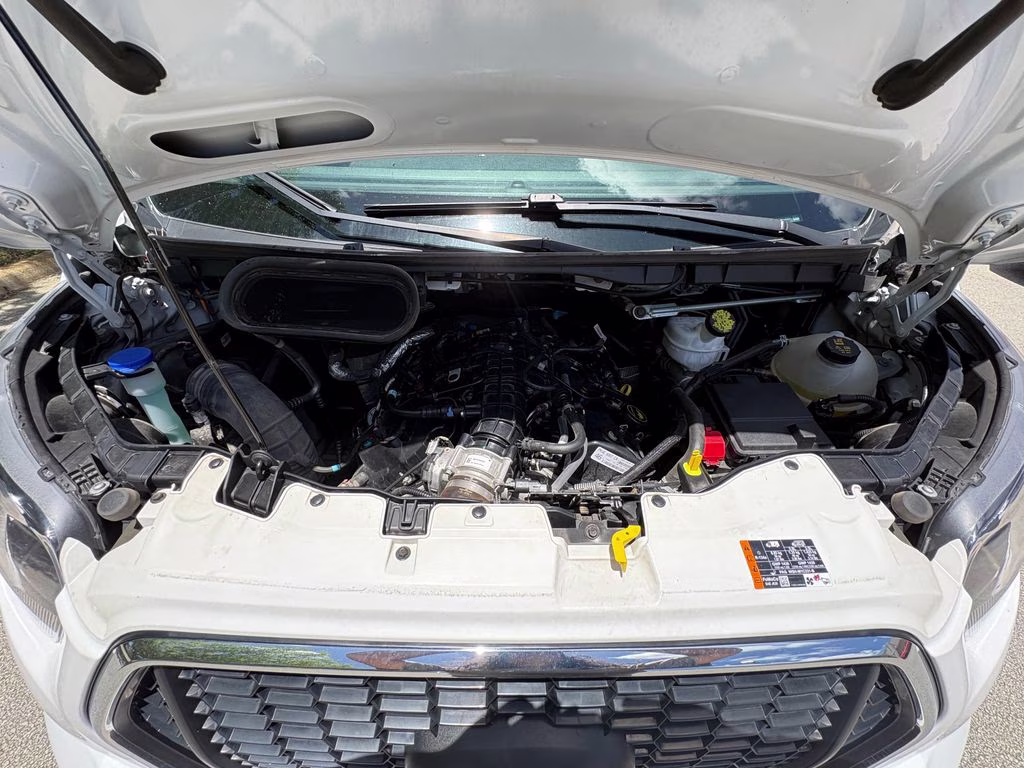 2024 Oxford White Ford Transit-350 XLT RWD Crossover