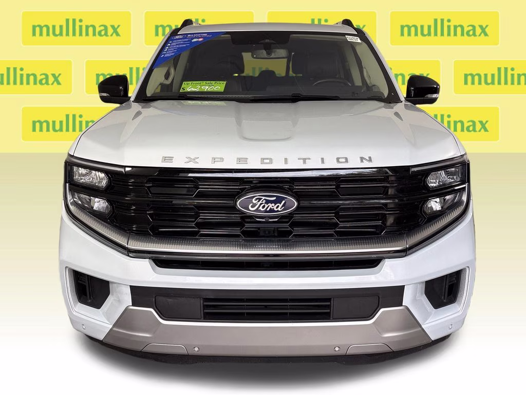 2025 Silver Metallic Ford Expedition Platinum 4X4 SUV