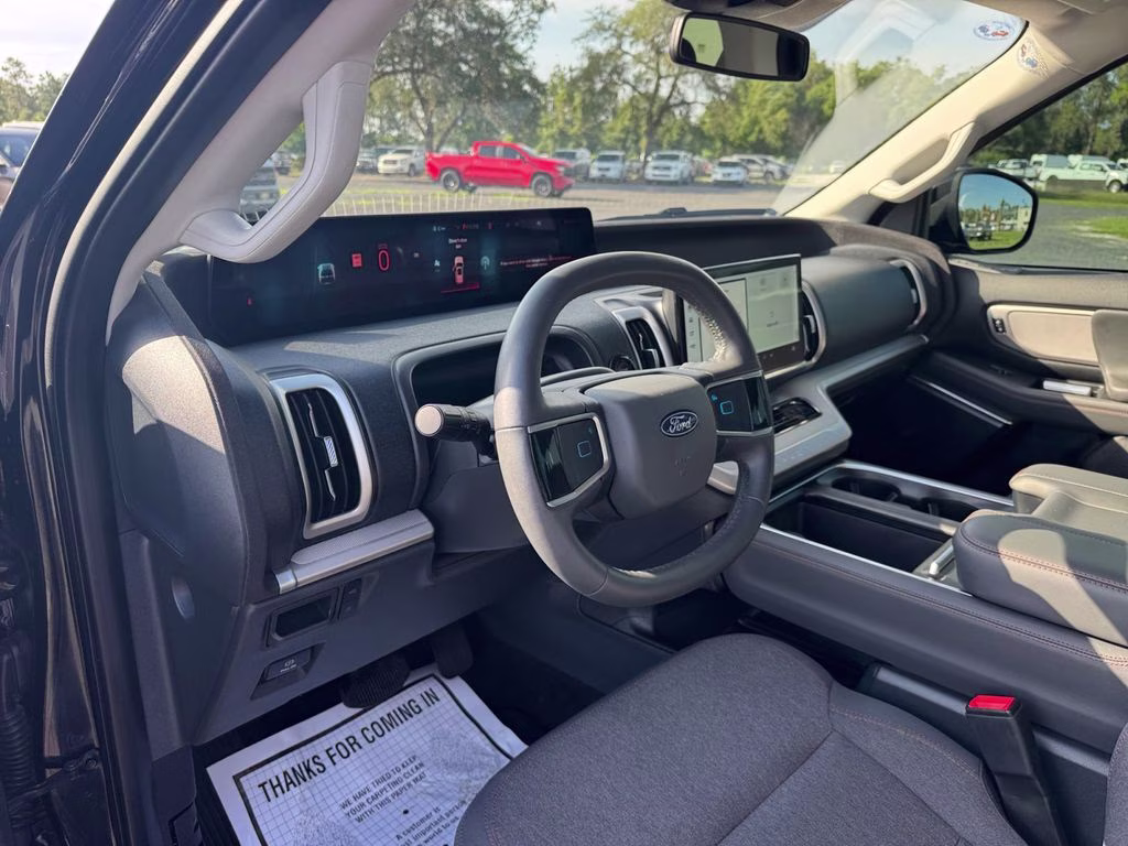 2025 Black Metallic Ford Expedition Active RWD SUV
