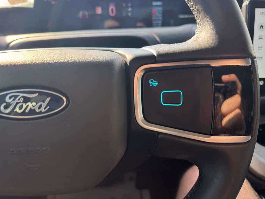 2025 Black Metallic Ford Expedition Active RWD SUV
