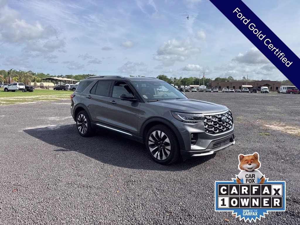 2025 Gray Metallic Ford Explorer Platinum 4X4 SUV