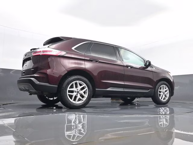 2023 Burgundy Ford Edge SEL AWD SUV
