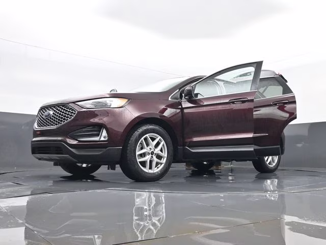 2023 Burgundy Ford Edge SEL AWD SUV