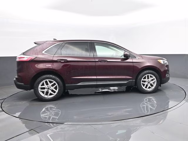 2023 Burgundy Ford Edge SEL AWD SUV