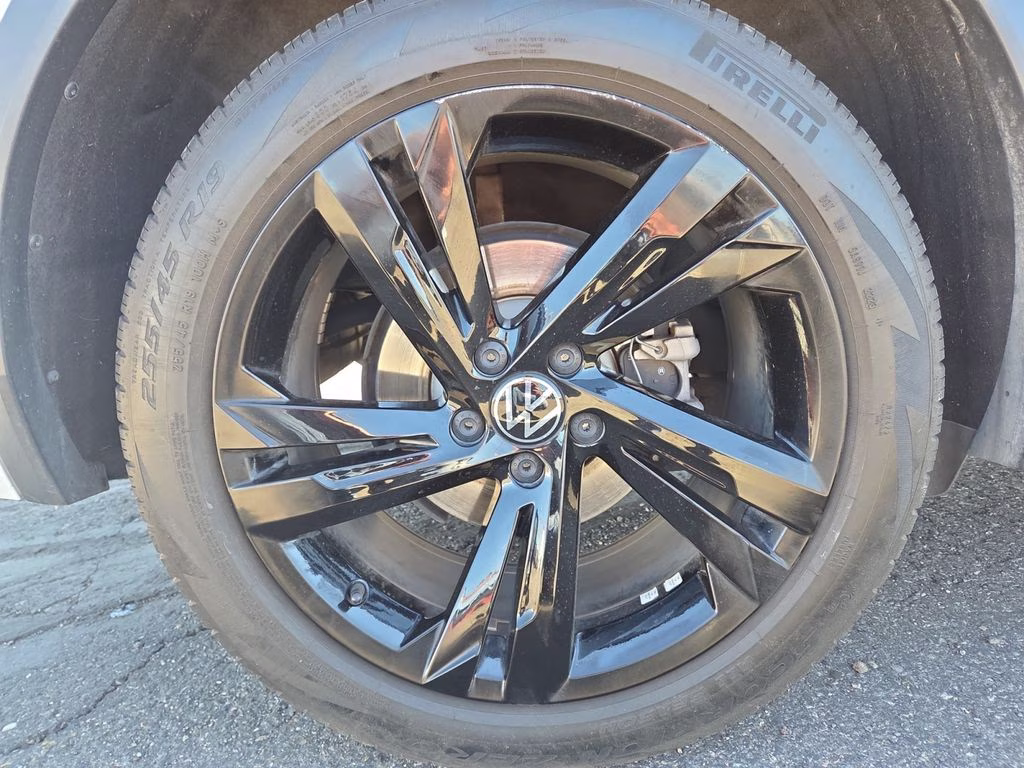 2023 Black Volkswagen Tiguan 2.0T SE R-Line Black FWD SUV