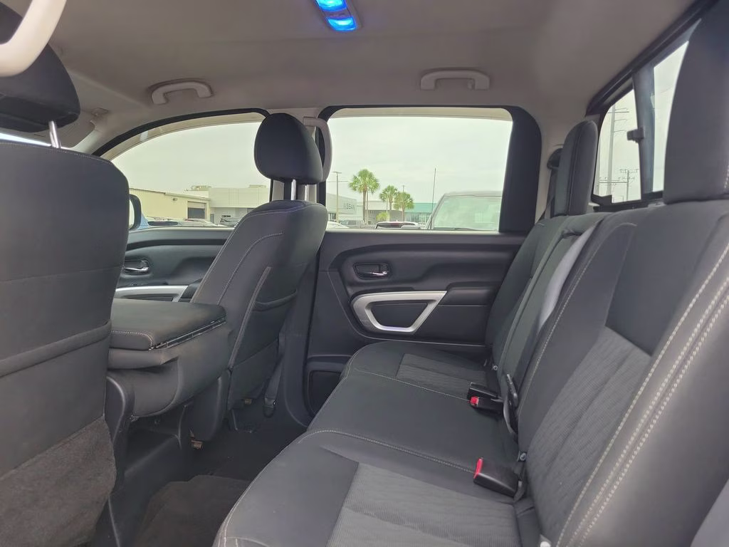 2019 Glacier White Nissan Titan SV 4X4 Truck