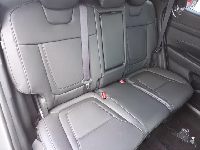 2026 Hampton Gray Hyundai Tucson SEL Premium AWD SUV