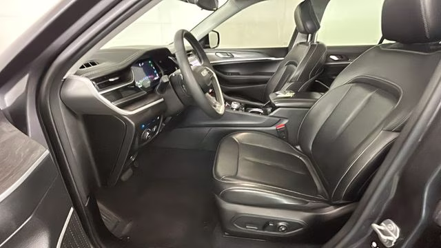 2022 Baltic Gray Metallic Clearcoat Jeep Grand Cherokee 4xe 4X4 SUV