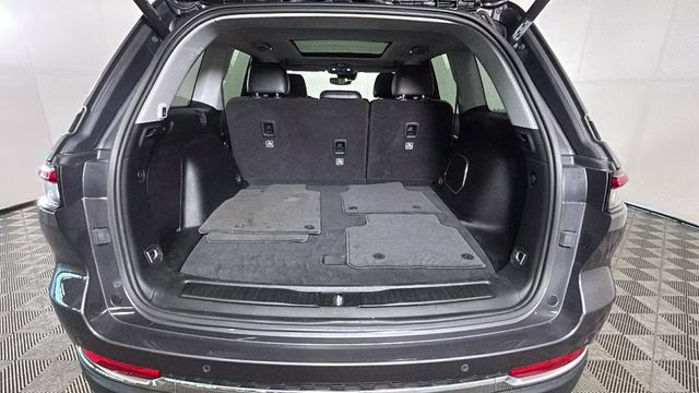 2022 Baltic Gray Metallic Clearcoat Jeep Grand Cherokee 4xe 4X4 SUV