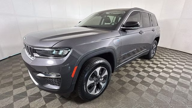 2022 Baltic Gray Metallic Clearcoat Jeep Grand Cherokee 4xe 4X4 SUV
