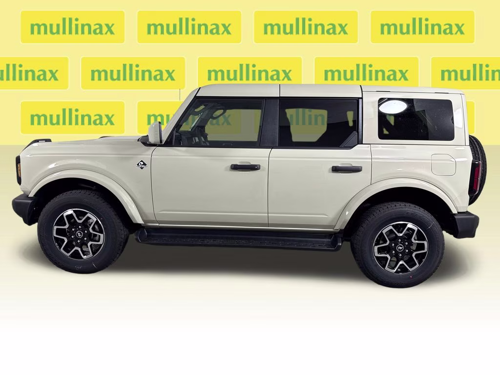 2026 Desert Sand Ford Bronco Outer Banks 4X4 SUV