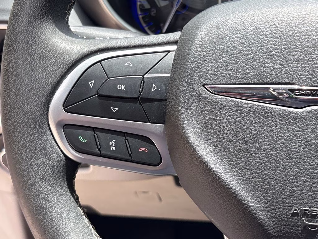 2024 Silver Mist Clearcoat Chrysler Pacifica Touring L FWD Van