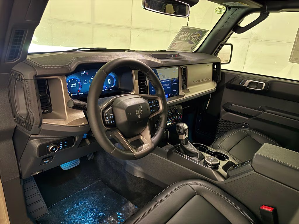 2026 Desert Sand Ford Bronco Outer Banks 4X4 SUV