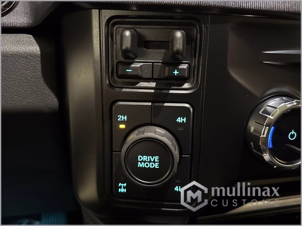 2026 Avalanche Ford Super Duty F-250 SRW Platinum 4X4 Truck