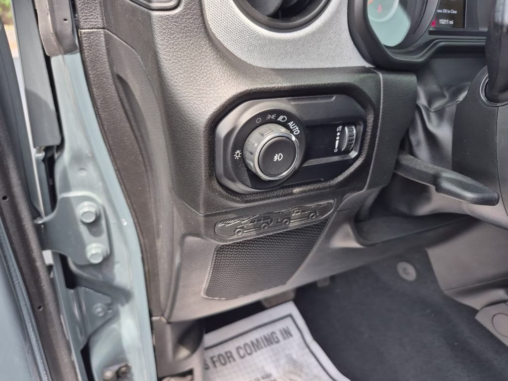 2024 Anvil Clear Coat Jeep Wrangler Sport 4X4 SUV