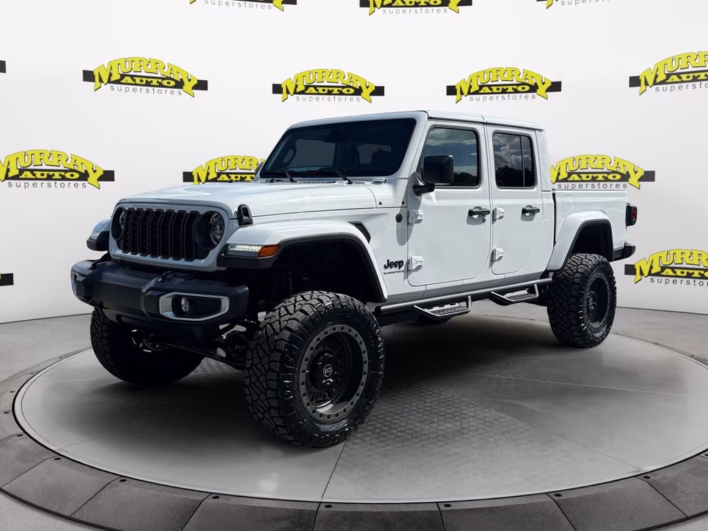 2026 Bright White Clearcoat Jeep Gladiator Sahara 4X4 Truck