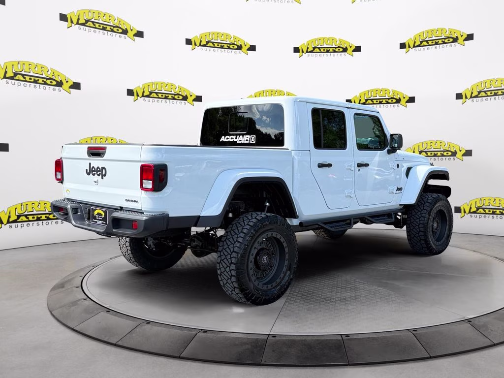 2026 Bright White Clearcoat Jeep Gladiator Sahara 4X4 Truck