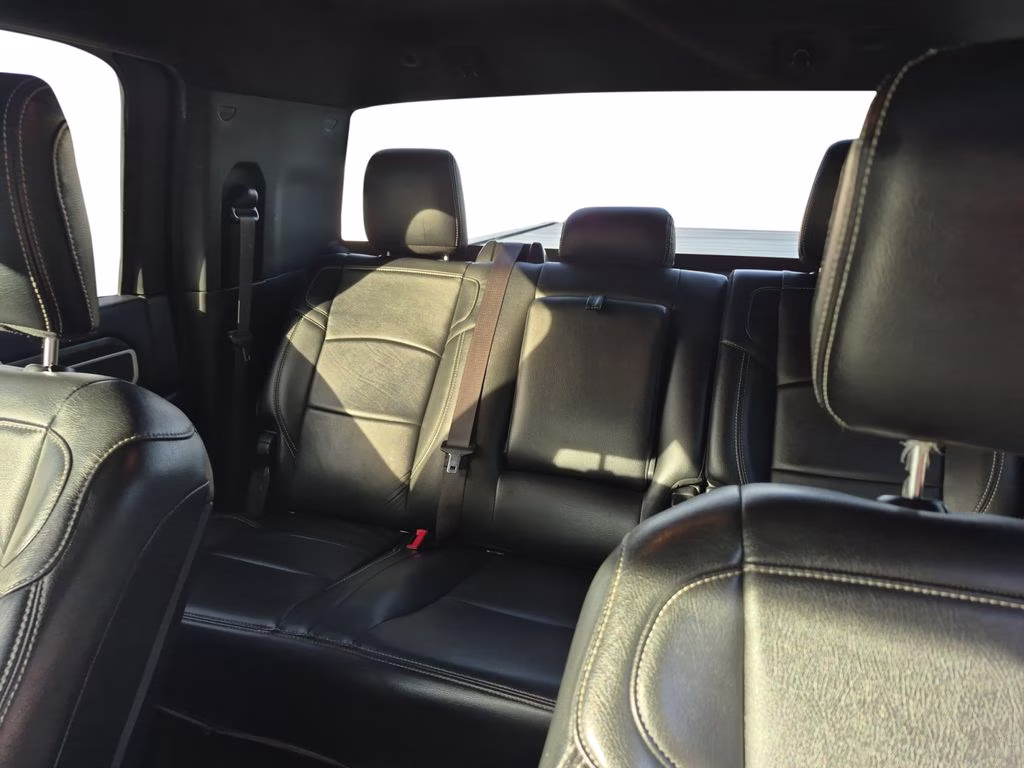 2019 Diamond Black Crystal Pearlcoat Ram 2500 Big Horn 4X4 Truck