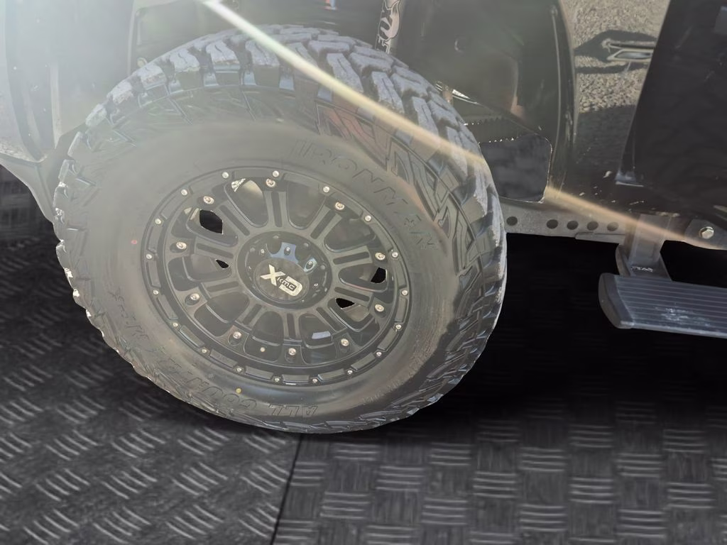 2019 Diamond Black Crystal Pearlcoat Ram 2500 Big Horn 4X4 Truck