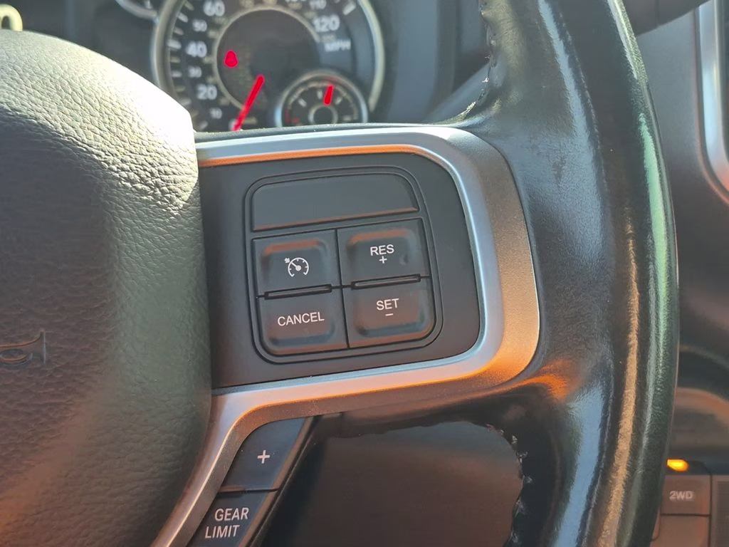 2019 Diamond Black Crystal Pearlcoat Ram 2500 Big Horn 4X4 Truck